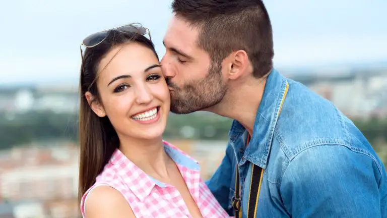 Signs a man will never leave you