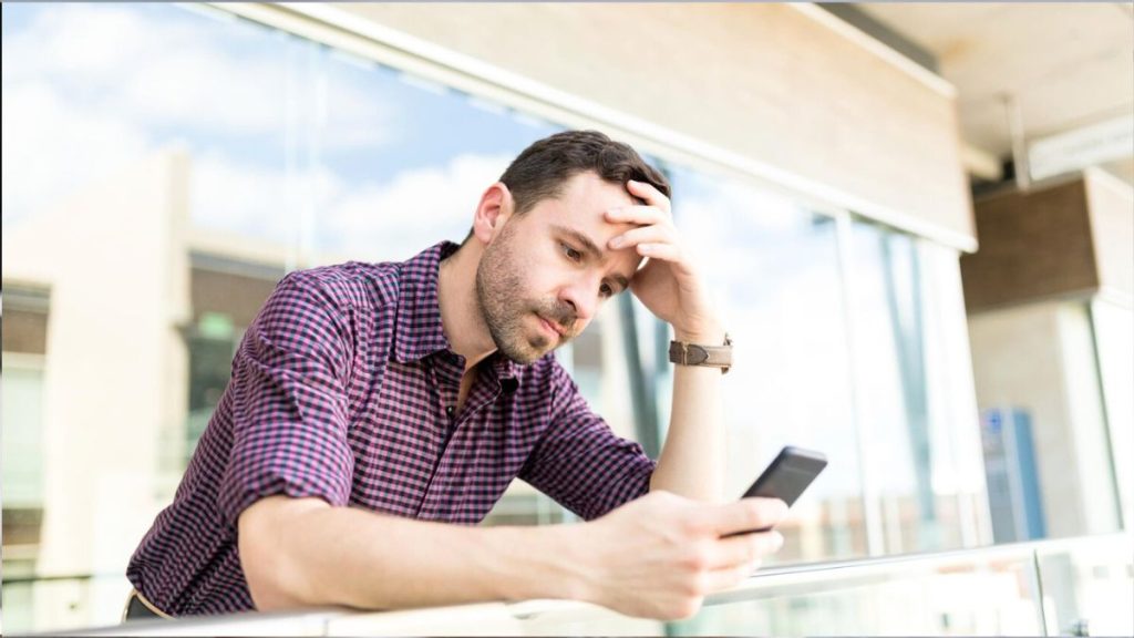 ghosted after kissing on first date