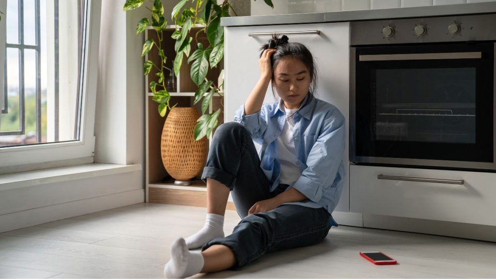 how to respond to an I miss you text from an ex