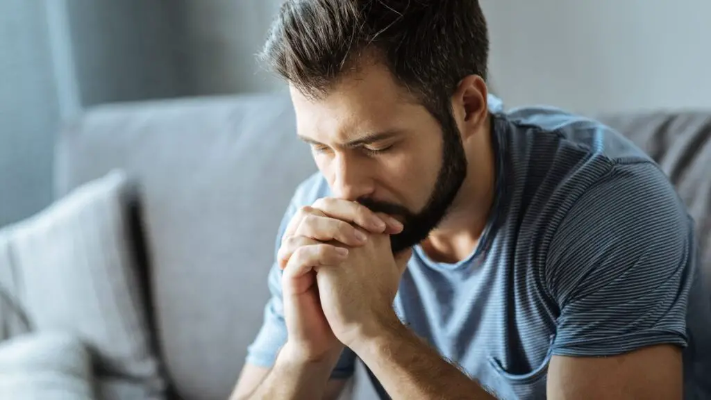 signs he is hurt after breakup
