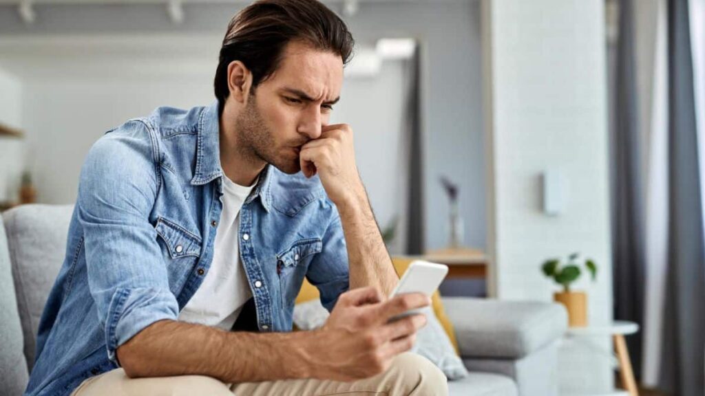 signs your ex wants you back but is scared